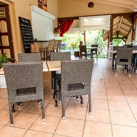 Au Village De Menard Saint-Louis Exteriér fotografie
