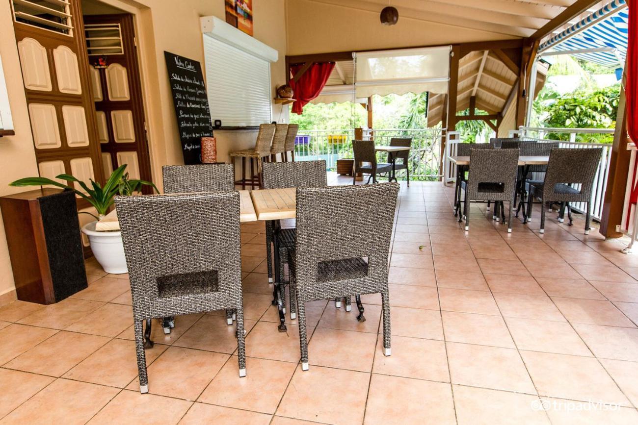 Au Village De Menard Saint-Louis Exteriér fotografie